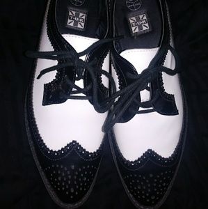 T.U.K shoes